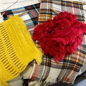 4 winter scarfs